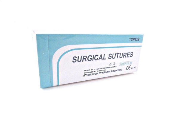 House Brand 3/0, 29.5" (75 cm) Silk Black Braided Surgical Suture with 1/2 circle Reverse Cutting Needle (20 mm) 12/Bx